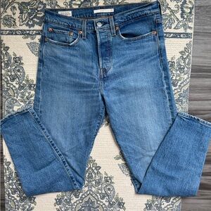 Levi's Wedgie Straight Leg Jeans